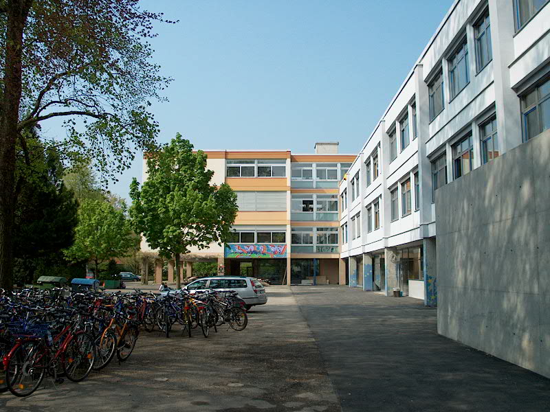Geschwister Scholl Gymnasium im Sommer 2002